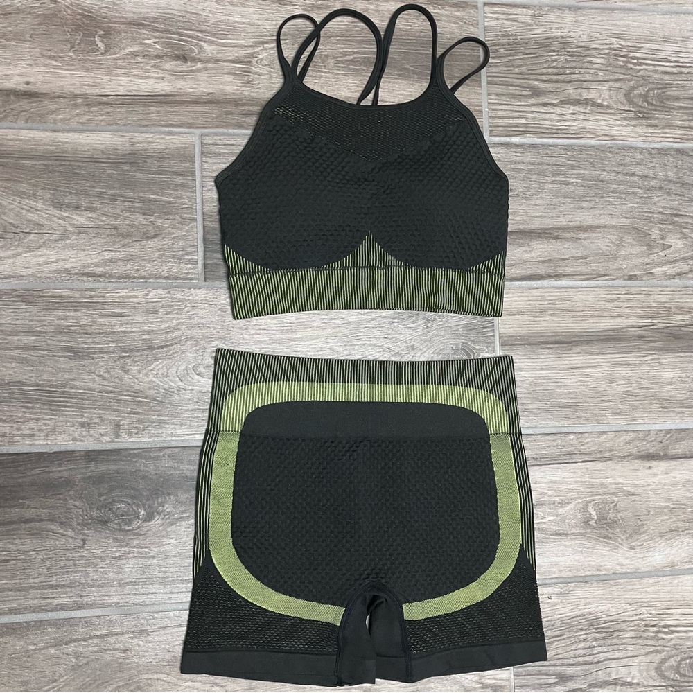 Black and Green Strappy Sports Set